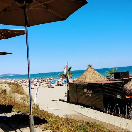 Beach Side Helio Ground Floor Apartment With Attached Garage In The Naturist Village Apartamento Agde