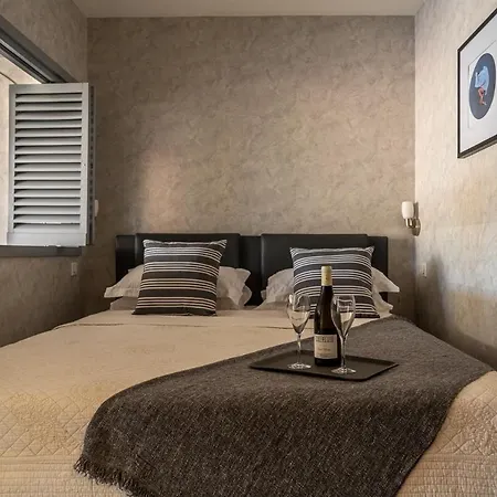 Beach Side Helio Ground Floor Apartment With Attached Garage In The Naturist Village