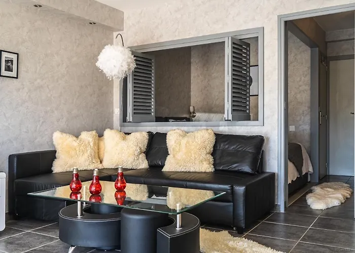 Naturist Village, Side, Ground Floor * Agde